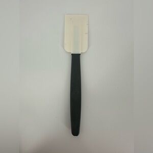 KitchenAid Black and White Spatula Square 9 inches Kitchen Utensils